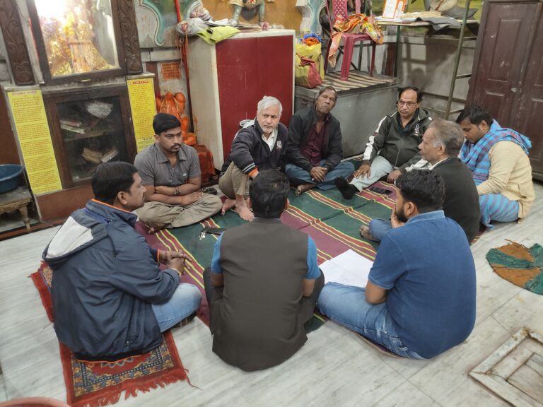 महाशिवरात्रि पर्व को भव्य बनाने भोले मंदिर बेलादुला में हुई तैयारी बैठक